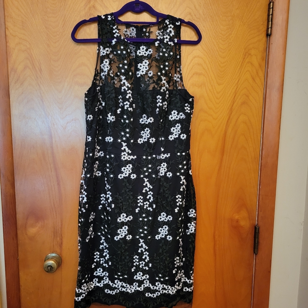 Betsey Johnson fitted dress